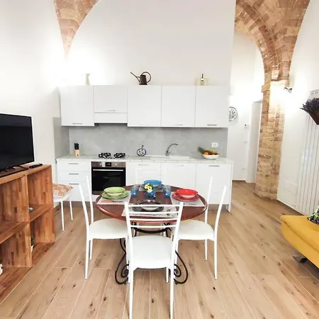 Delizioso Trilocale In Centro A Due Passi Dal Mare Grottammare