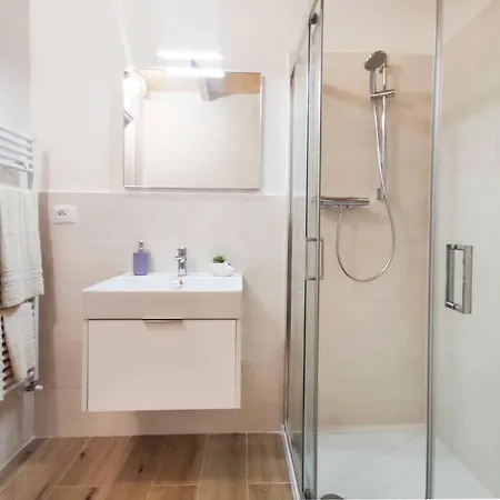 Appartement Delizioso Trilocale In Centro A Due Passi Dal Mare